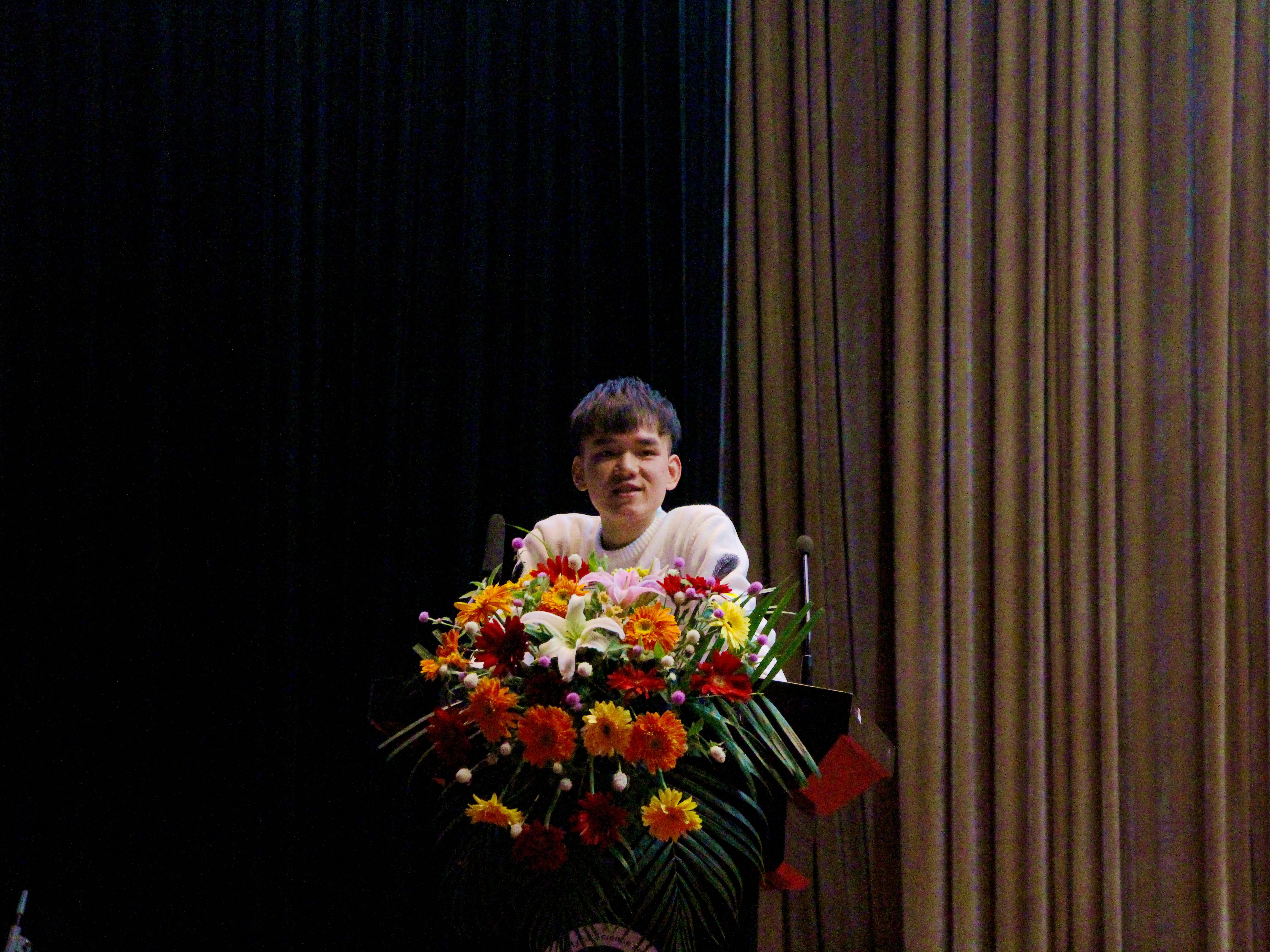 8bb04925ad884a43b9ad608e0f2672d7.jpg 8bb04925ad884a43b9ad608e0f2672d7.jpg