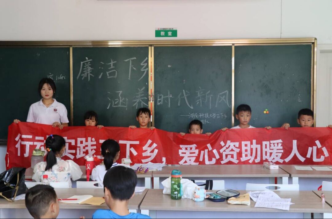 daf2aa3b026d45319bf215945b5a3004.jpg daf2aa3b026d45319bf215945b5a3004.jpg