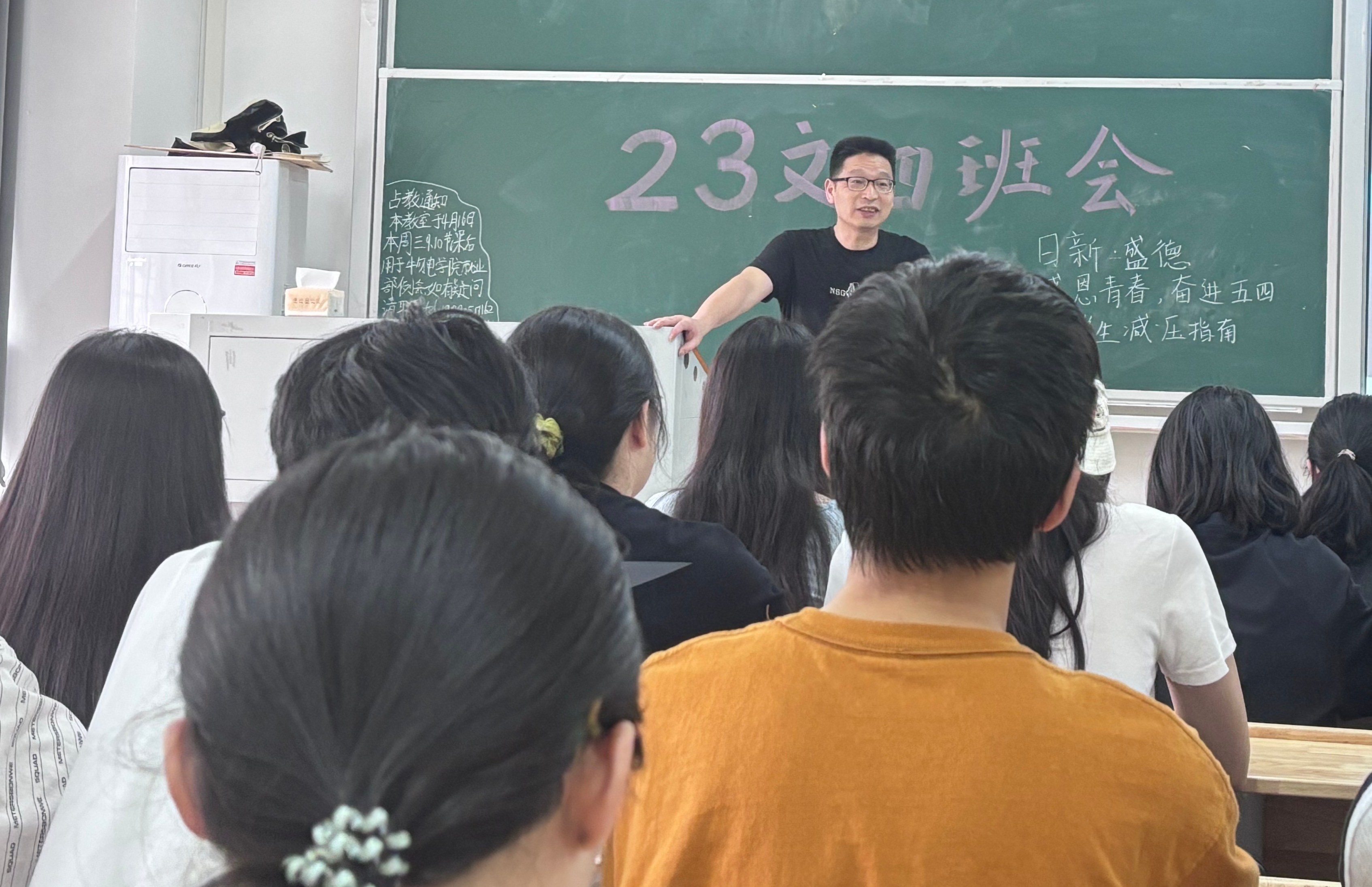 f5106972e1114c8c95b19040bcdeac2e.jpg f5106972e1114c8c95b19040bcdeac2e.jpg